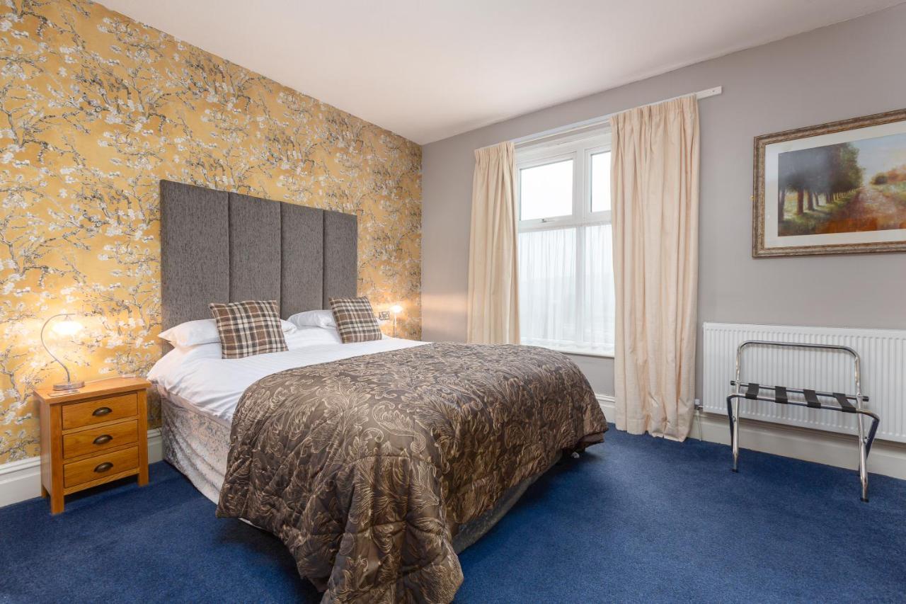 Ormsgill Inn Barrow-in-Furness Bagian luar foto