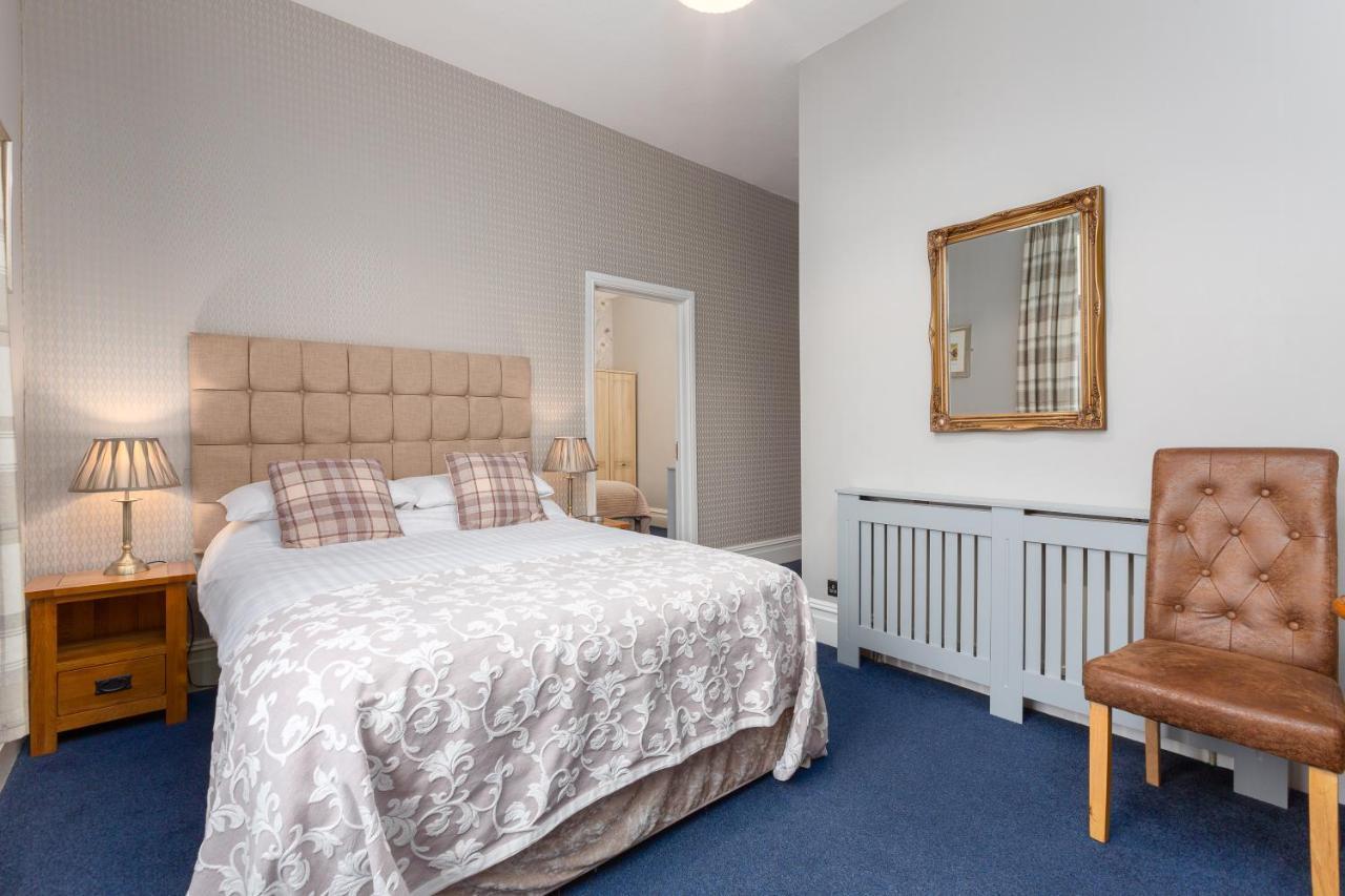 Ormsgill Inn Barrow-in-Furness Bagian luar foto